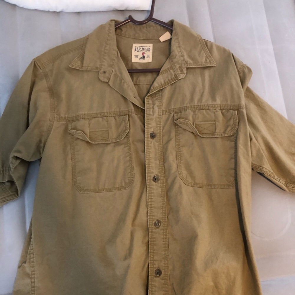 Red head khaki shortsleeved button up, medium